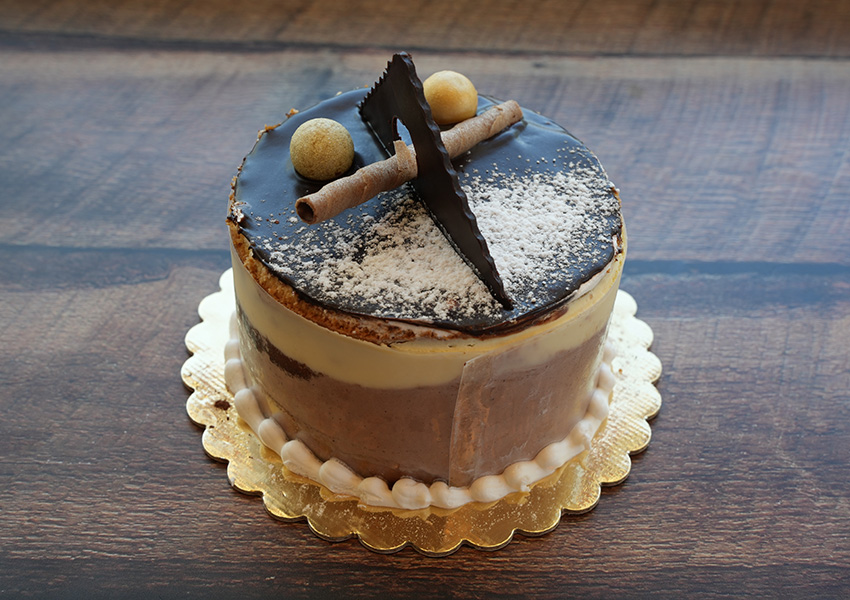 Vanilla Chocolate Custard Cake